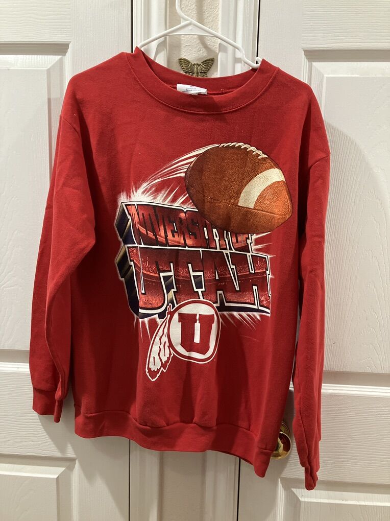 Vintage Red University Of Utah Sweatshirt