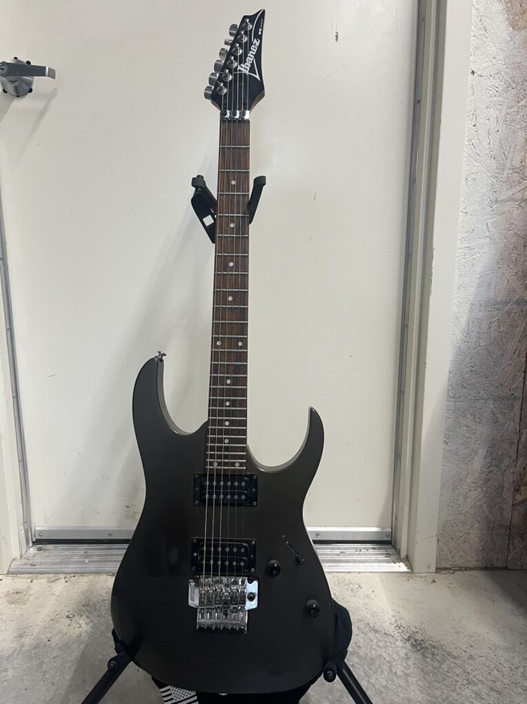 Ibanez RG320