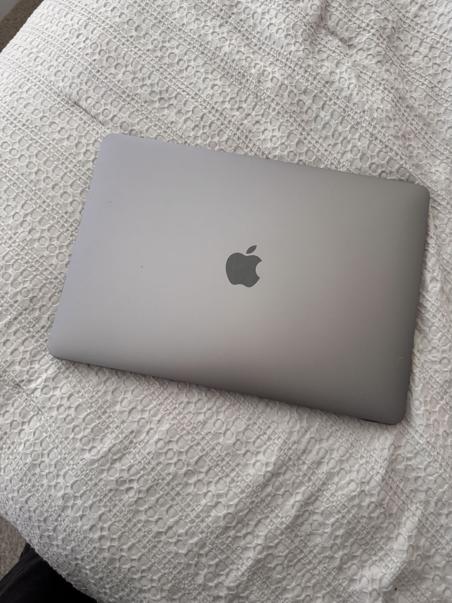 2019 Apple MacBook Air