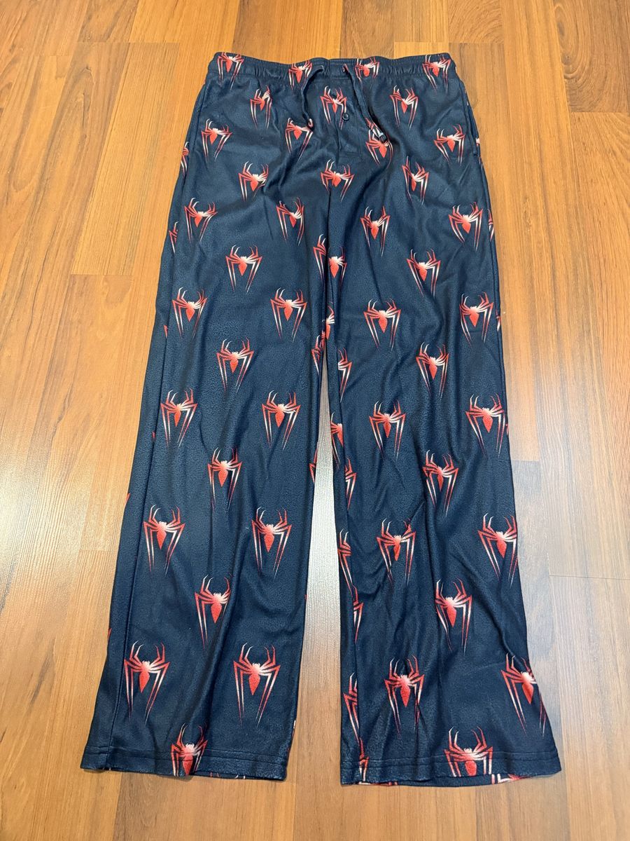 Men’s Size Large Spiderman Bottoms