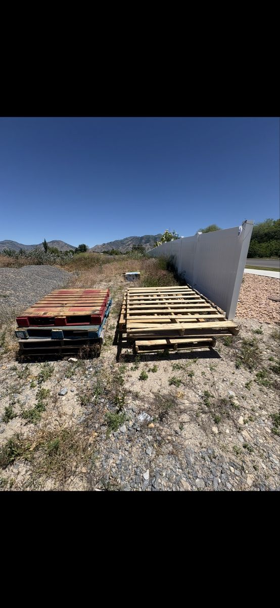 Used Pallets, Various Sizes and Types