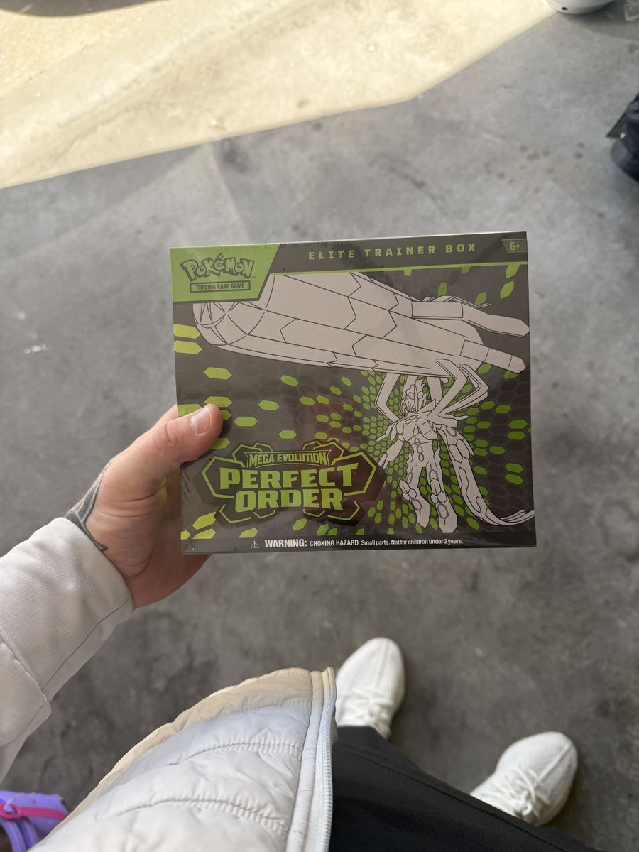 Pokemon Perfect Order ETB