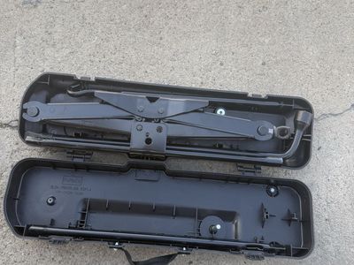 09-14 ford f150 spare tire kit