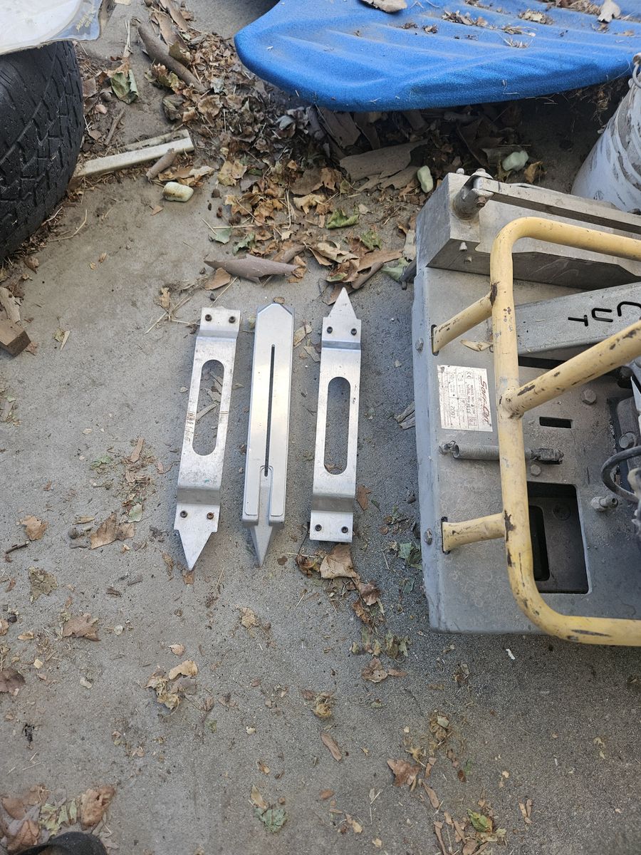 Main image 4