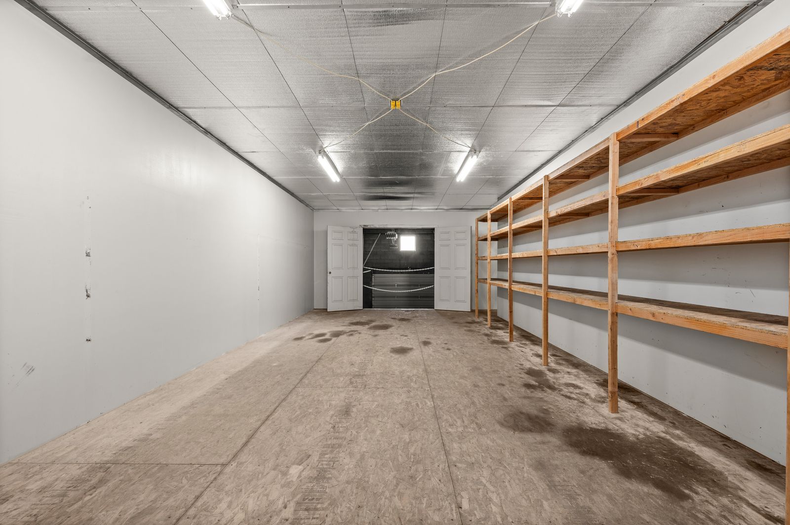 Main image 8