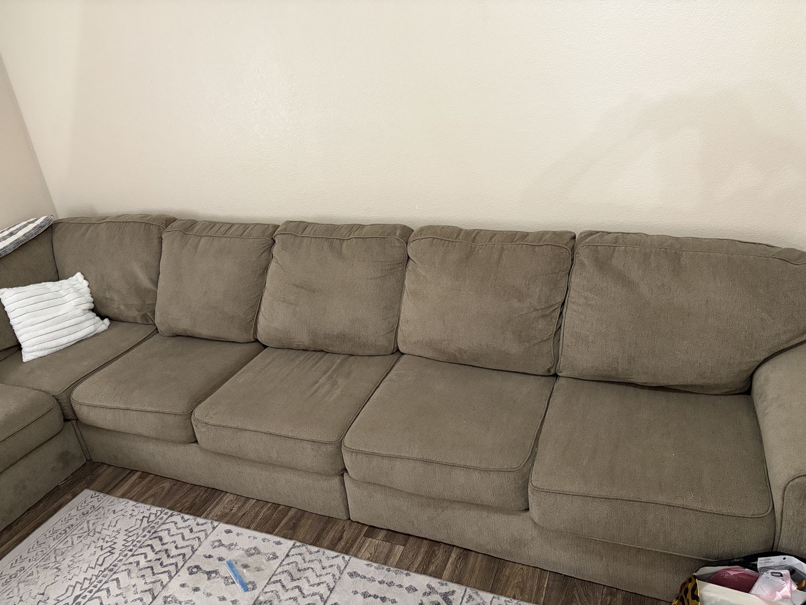 Main image 2