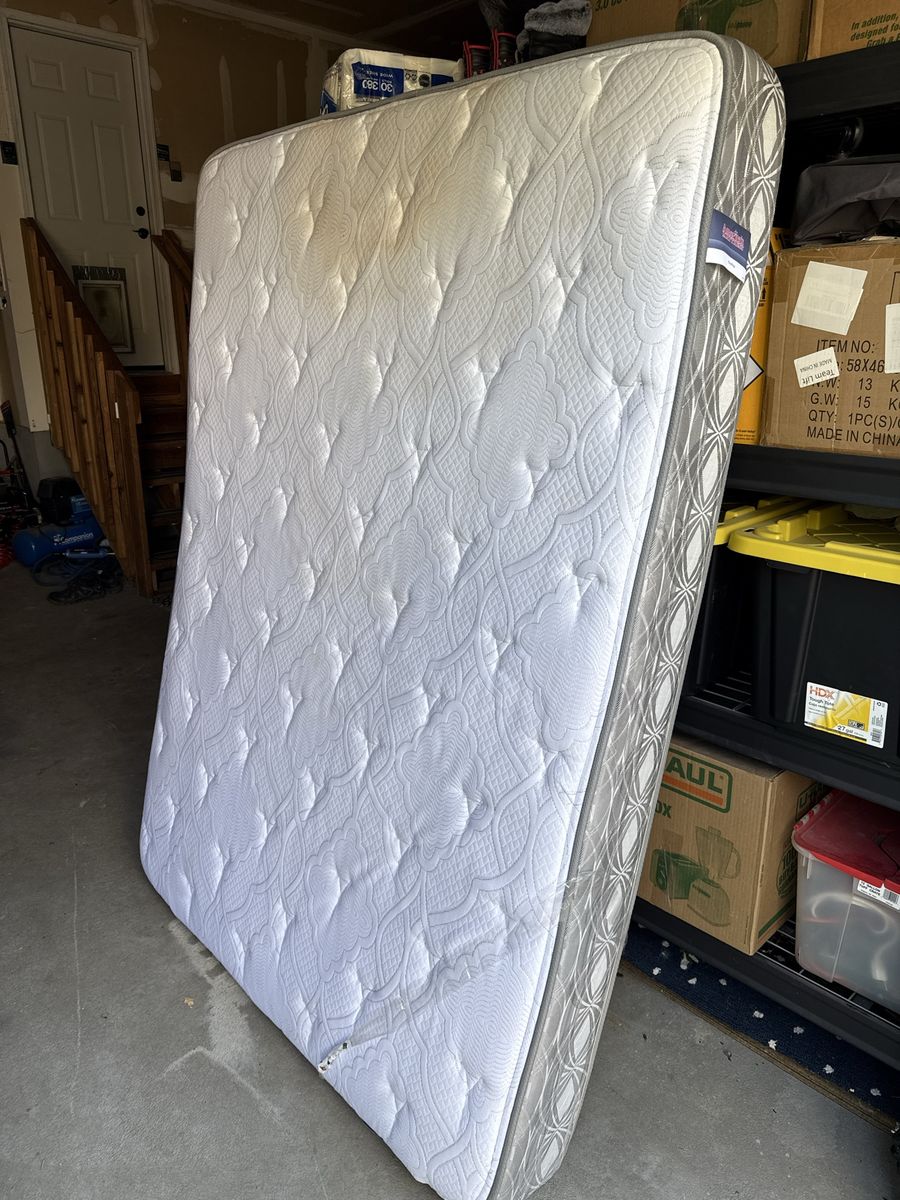 Queen Mattress and Box Spring