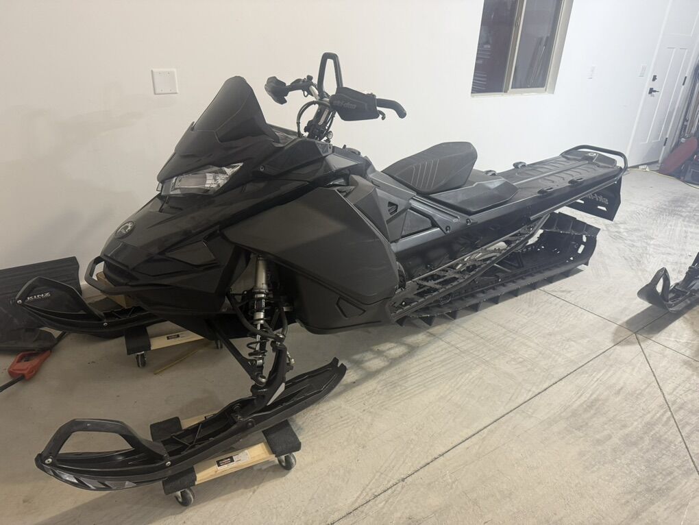 2019 Skidoo 850