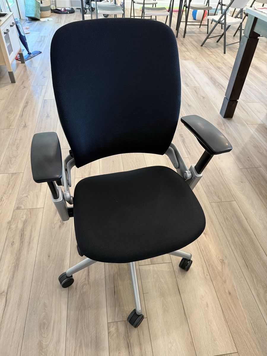 Steelcase Leap V2 Ergonomic Office Chair