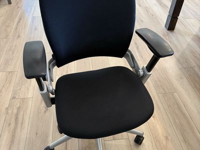 Steelcase Leap V2 Ergonomic Office Chair