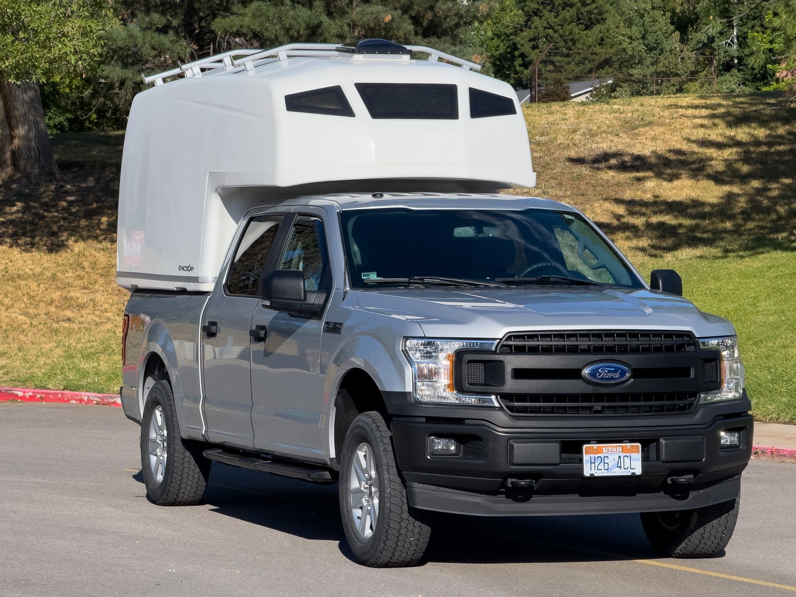 Spacekap Diablo camper + 2019 Ford F-150 4x4 Supercrew w/ Heavy Duty Payload Package (HDPP) and Max Tow Package | 56k miles