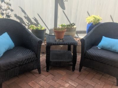 Barrel chairs set