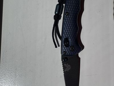 Bench made immunity knife