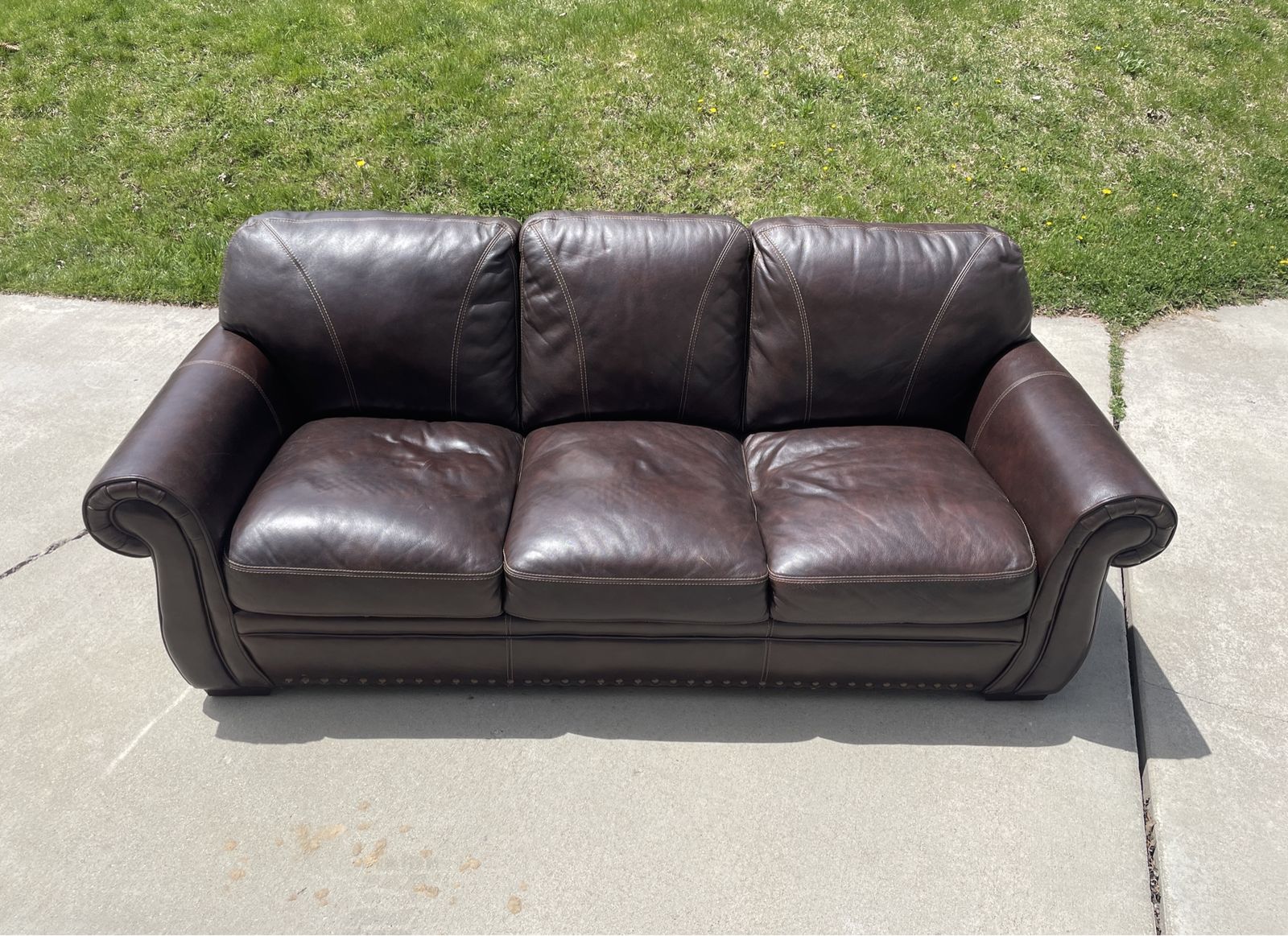 Leather Couch in Good Condition