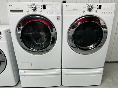 Lg Electric Front Load Set With Pedestals