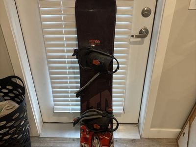 132Cm Ltd kids Snowboard