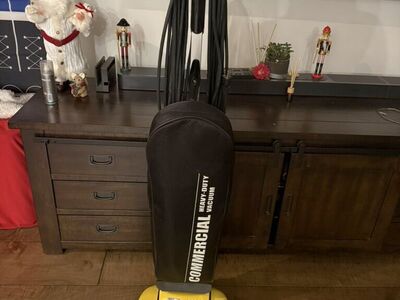 Tornado Commercial Vaccum