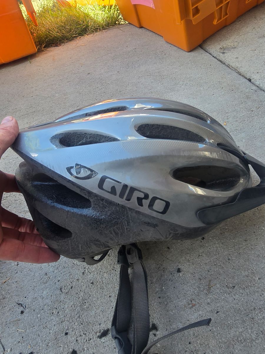 Giro Indicator Bike Helmet – Metallic Silver Universal Adult Cycling Helmet