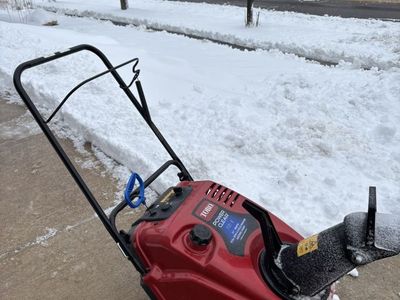 Toro 21 In Snowblower