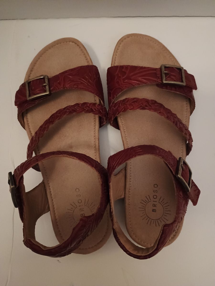 Red Brioso Solera Tooled Leather Sandals size 9.5