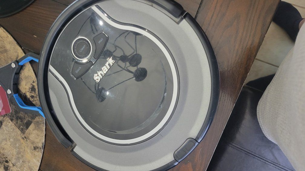 shark robot vacuum