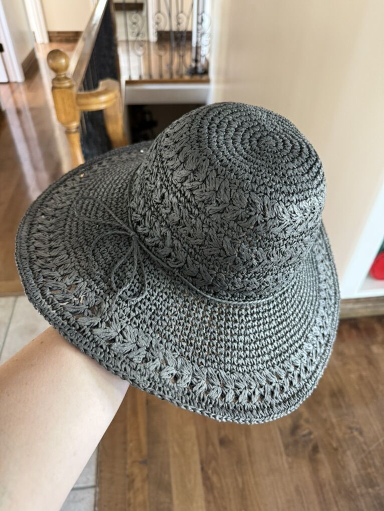 Cappelli New With Tags Sun Hat!