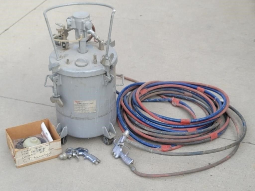 C.A. Tech 5 gallon paint pot