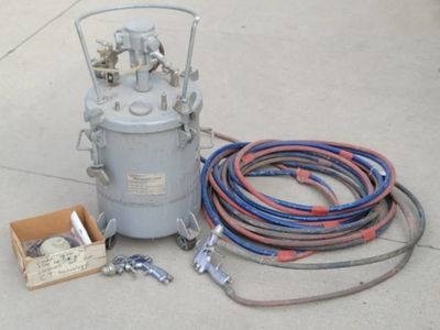 C.A. Tech 5 gallon paint pot