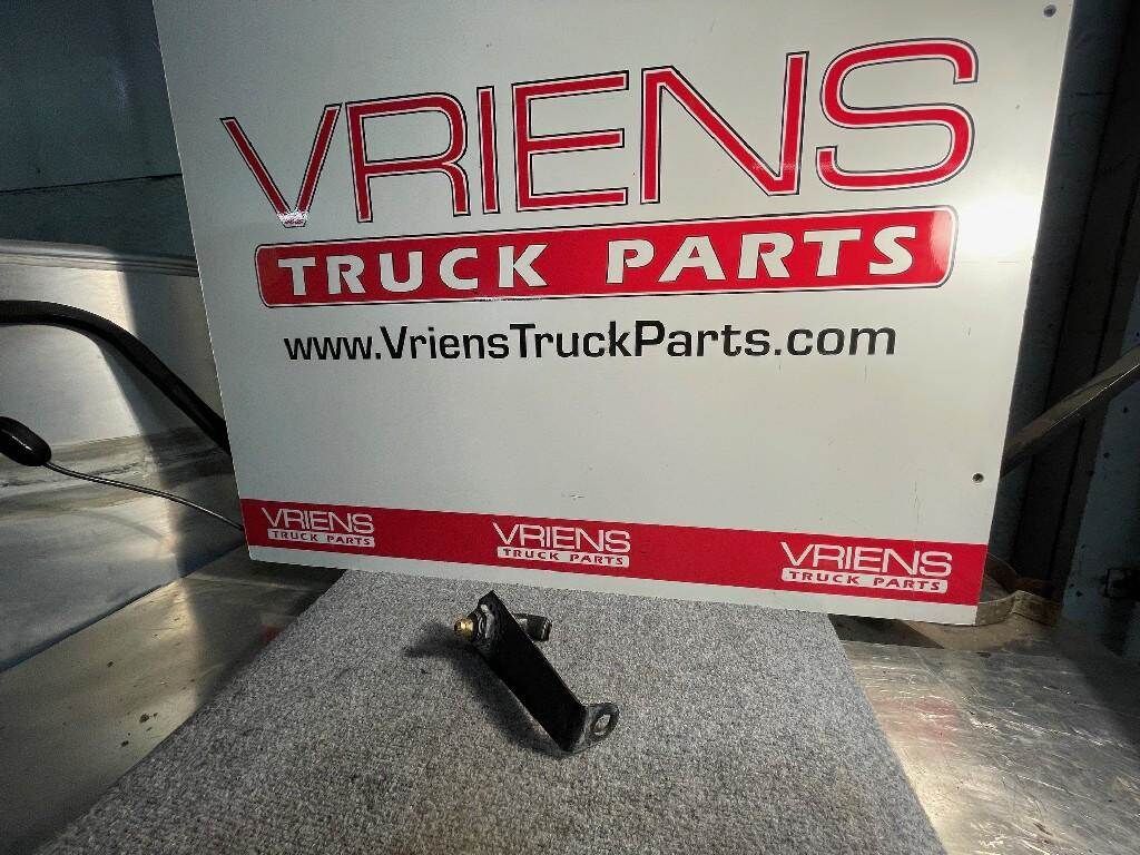 Kenworth Bracket for a Peterbilt