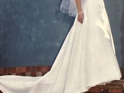 Wedding dress rental