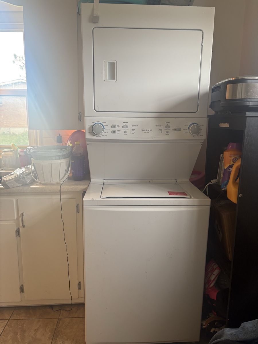 Frigidaire washer and dryer