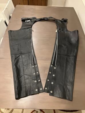 Leather Motorcycle Chaps Size Small 32” Inseam
