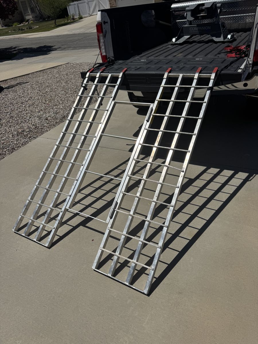 Five star trifold UTV/ATV ramp
