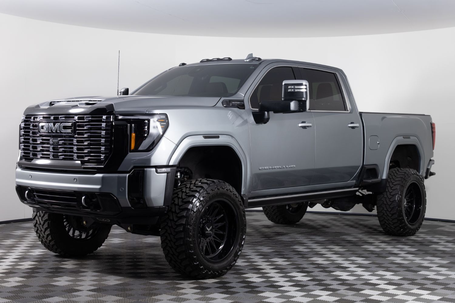 2025 GMC Sierra 3500HD Denali Ultimate