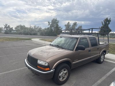 2002 Chevrolet S-10 LS