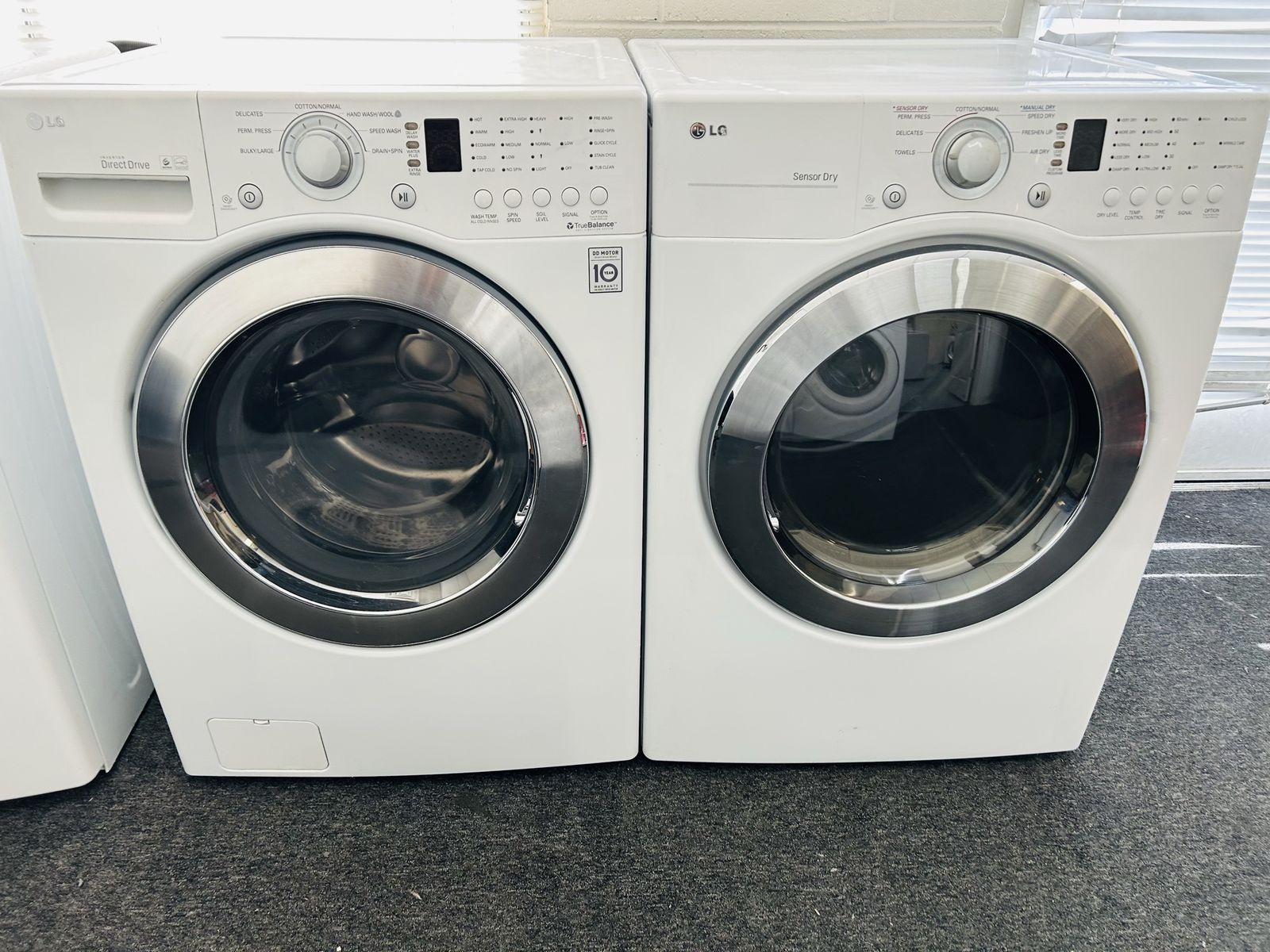 LG washer and dryer set