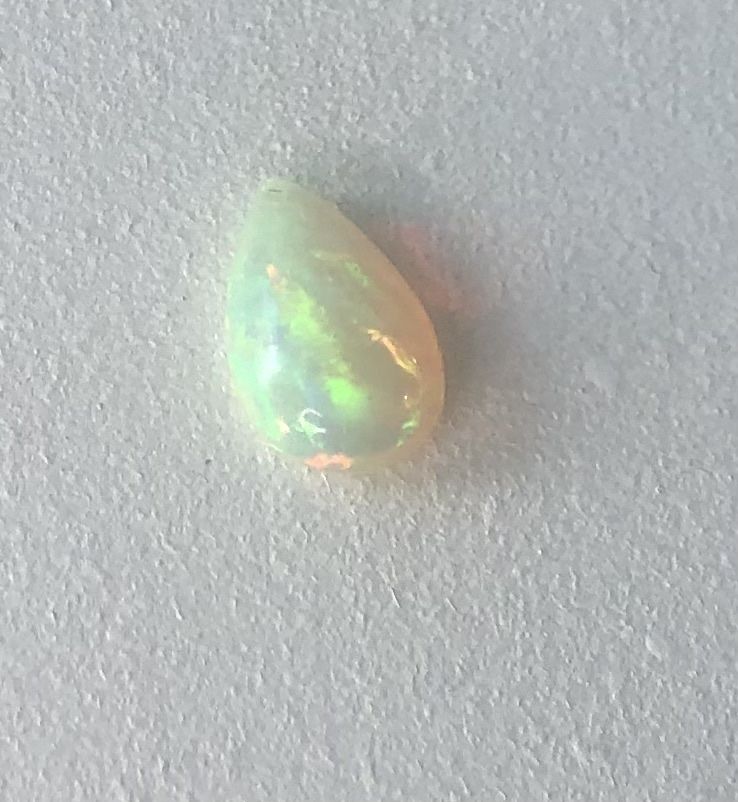 Opal cabochon