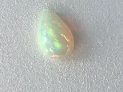 Opal cabochon