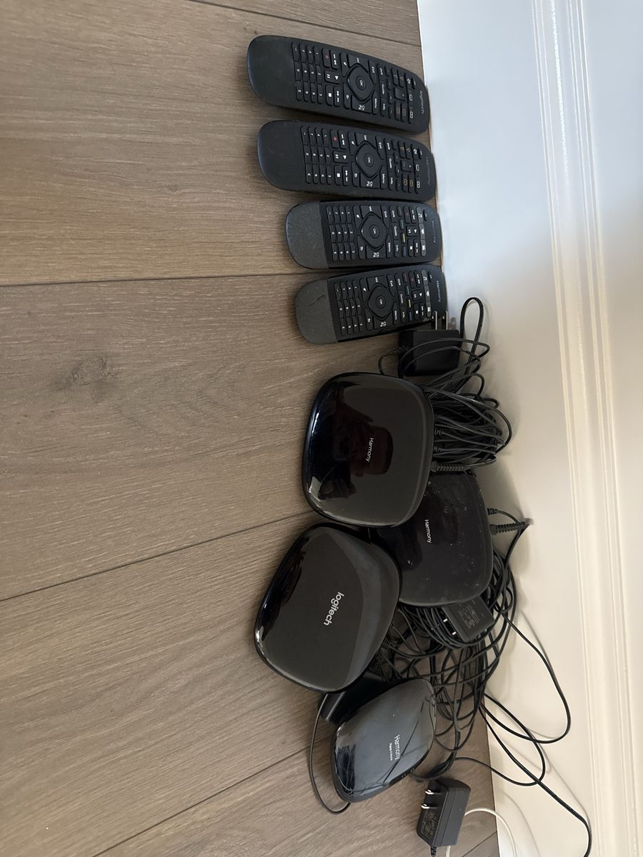 Logitech Harmony Hub & Smart Control Remote Bundle - Universal Home Automation