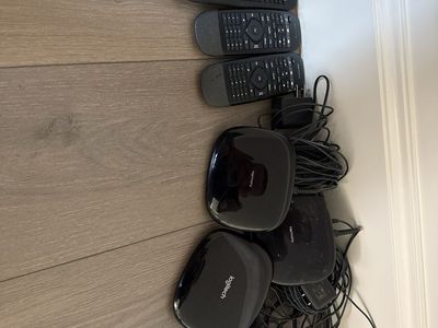 Logitech Harmony Hub & Smart Control Remote Bundle - Universal Home Automation