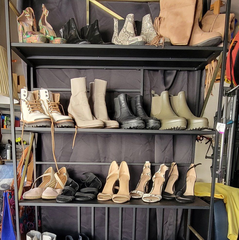 SHOES New and barely used