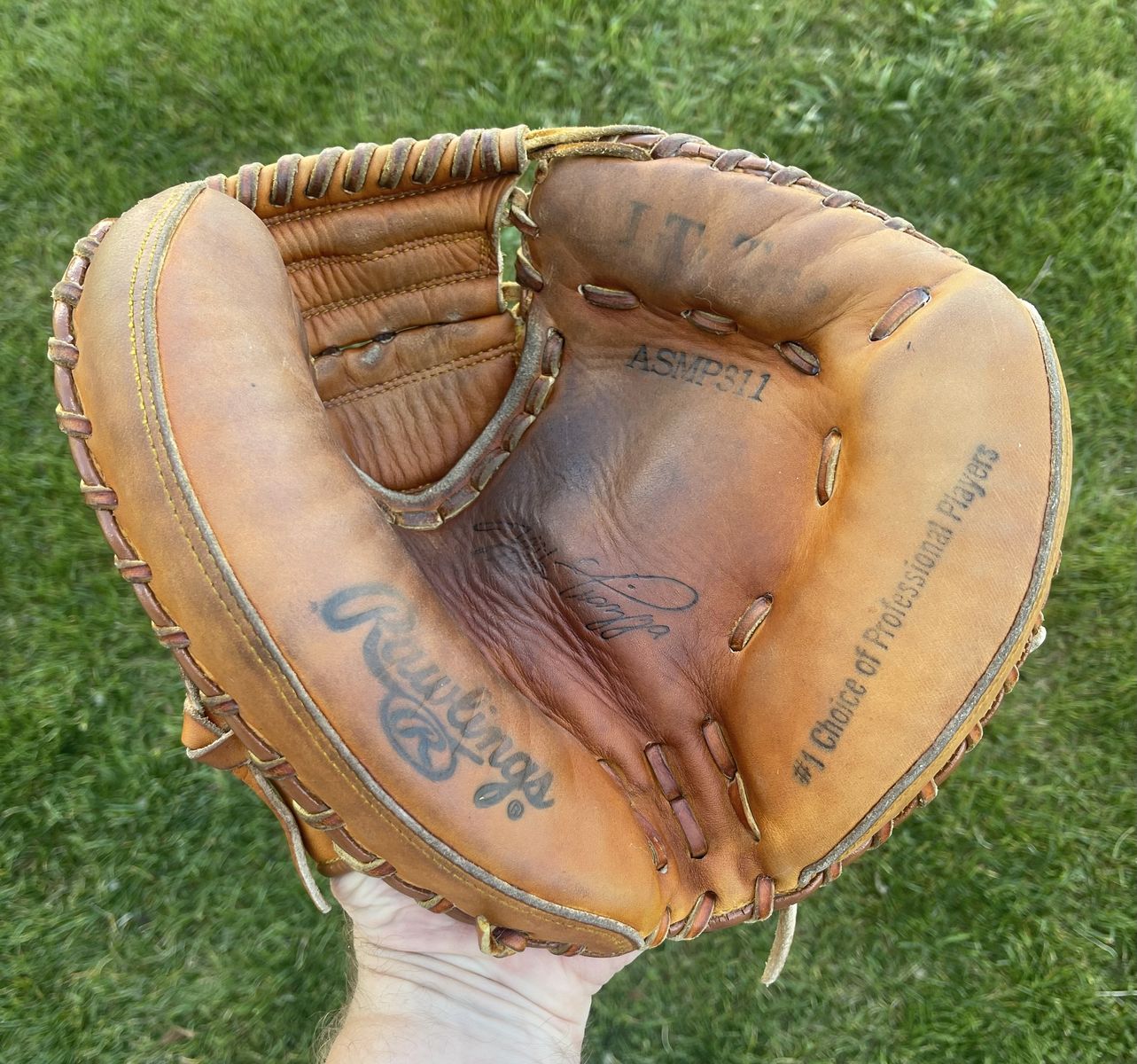 Rawlings 31.5 in. Youth Baseball Catcher’s Glove