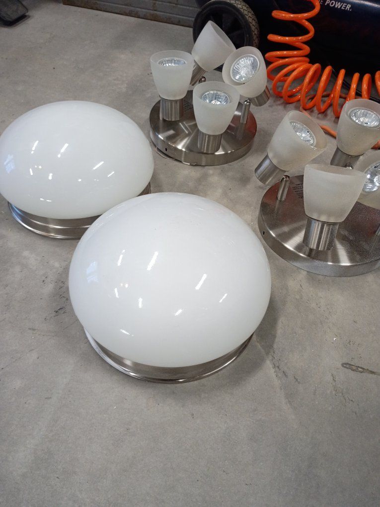 Light Fixtures
