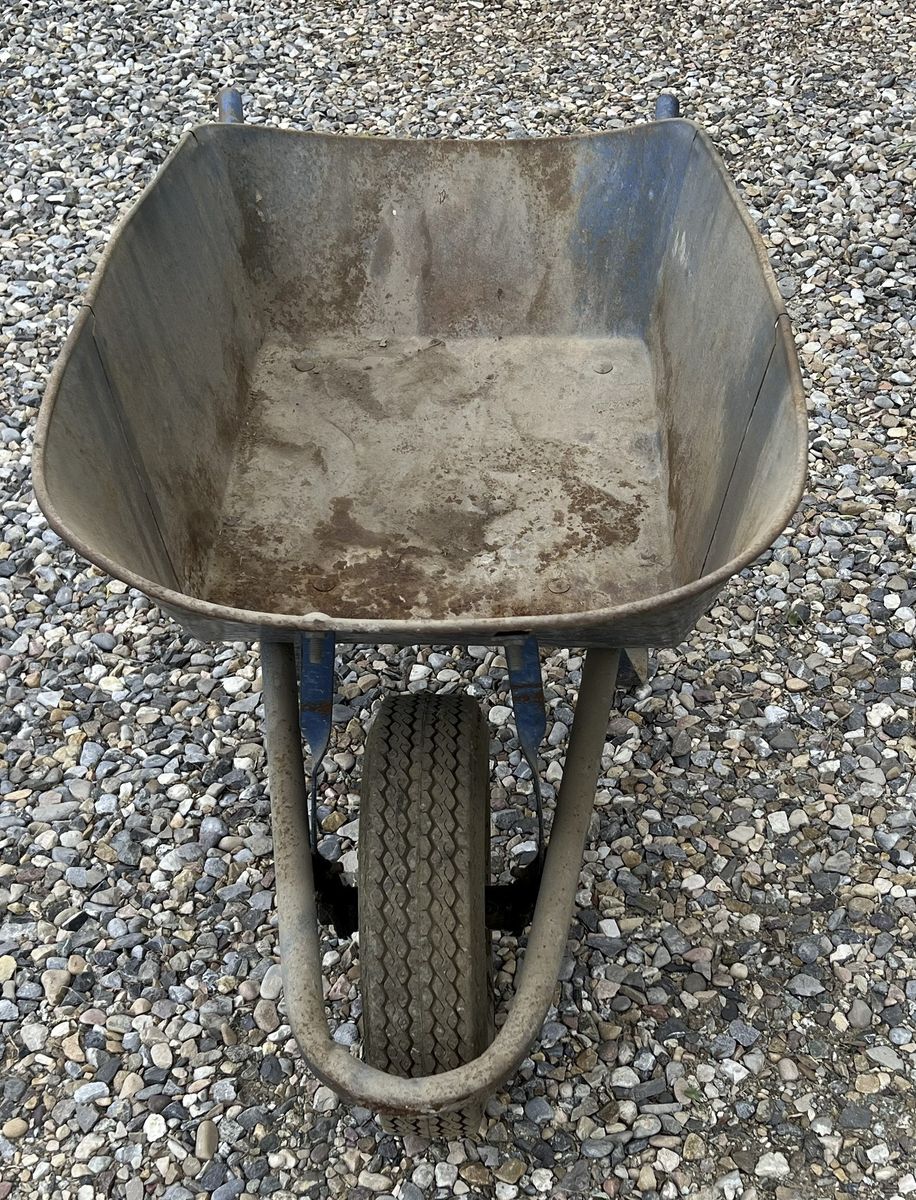 Main image 4