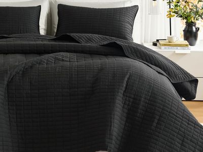 New! Comfort Spaces Kienna Quilt Set- Double Sided Stitching Design Summer Blanket, Lightweight, Soft, All Season Bedding Layer,