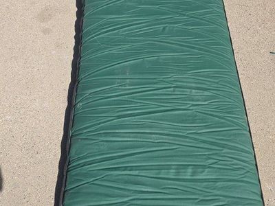 Self inflatable mattress