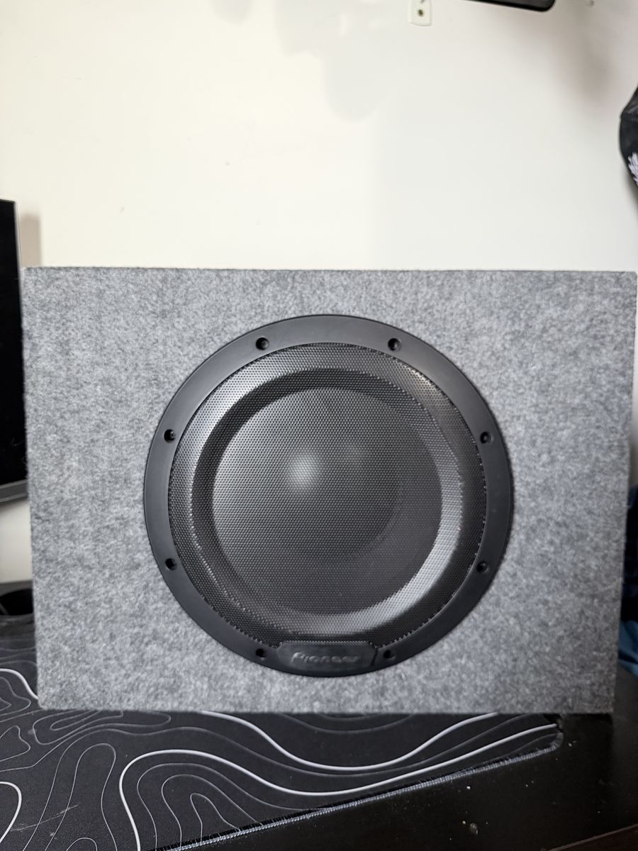 Pioneer TS-WX1010A 10" Powered Subwoofer With Installation Amp Kit