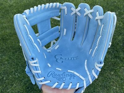 New Rawlings Gold Glove Elite 11.5 in. Baseball Glove