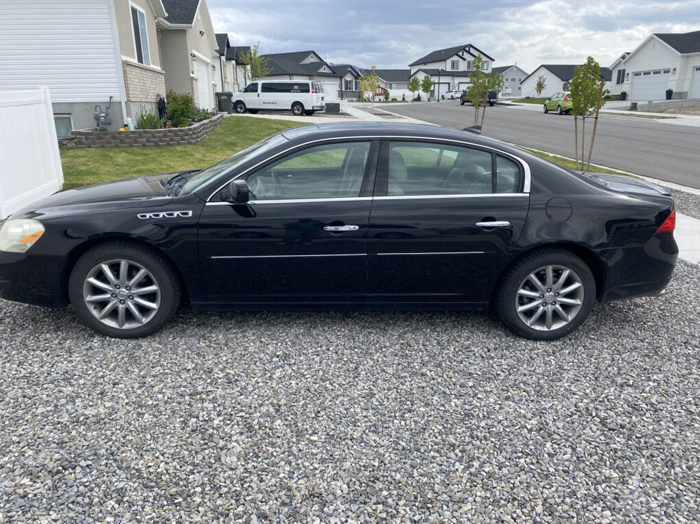 2011 BUICK LUCERNE Super