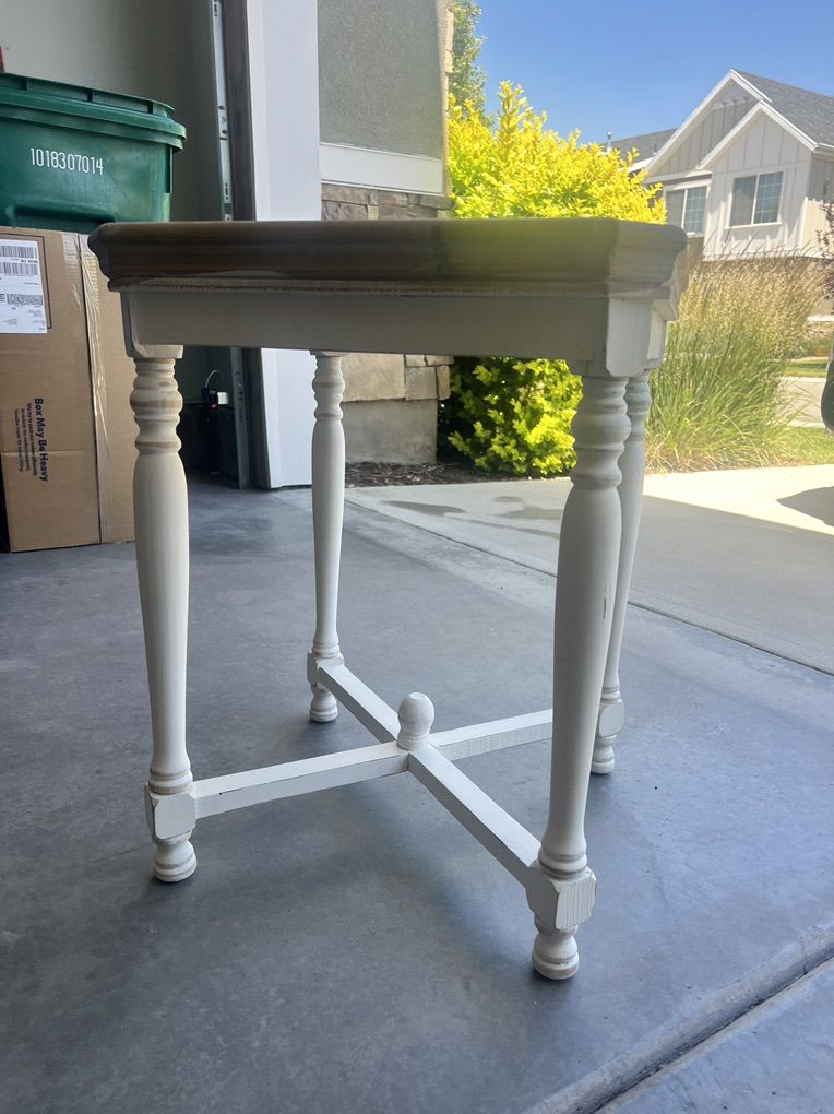 Rustic Endtable
